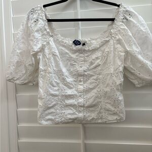 GAP White Cropped Smocked Blouse